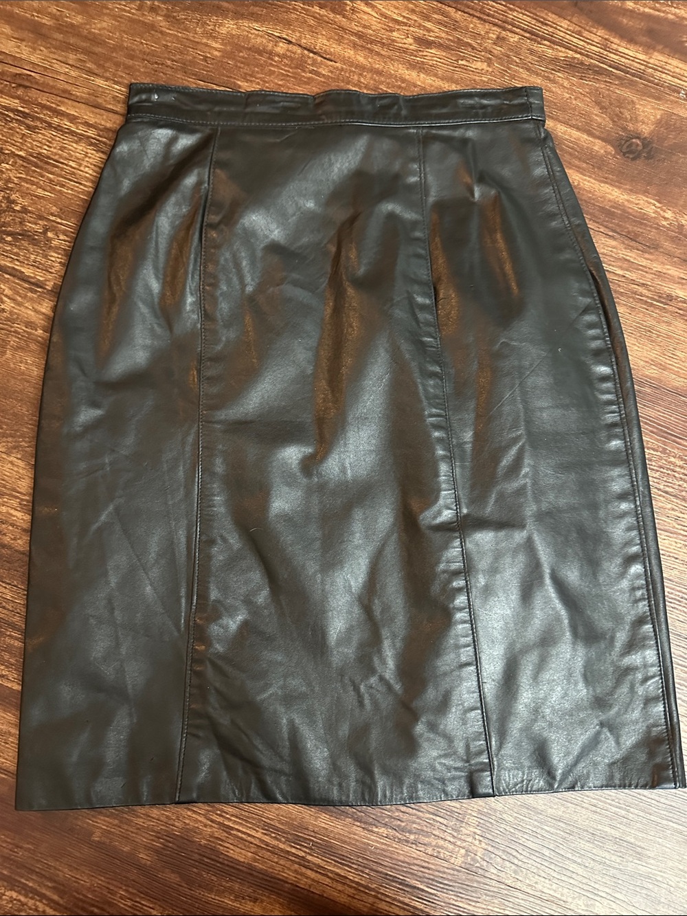 Vintage Black Leather Small Sleek Black 100% Leather Pencil Skirt